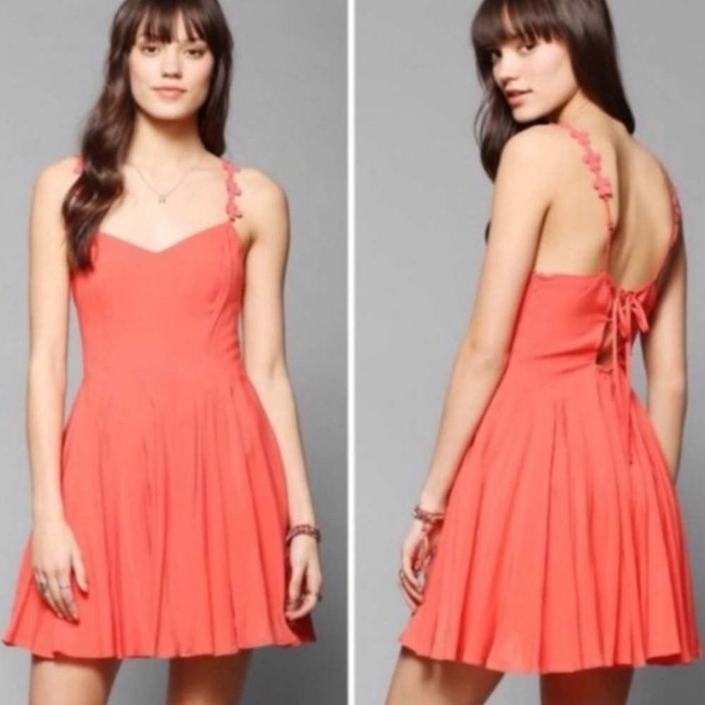 Kimchi Blue Coral Dress Small